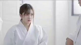 HEYZO-3128-FHD-華奢清楚18才、学費のために中出し了承 つるつる色白肌を紅潮させて痙攣イキ - りな